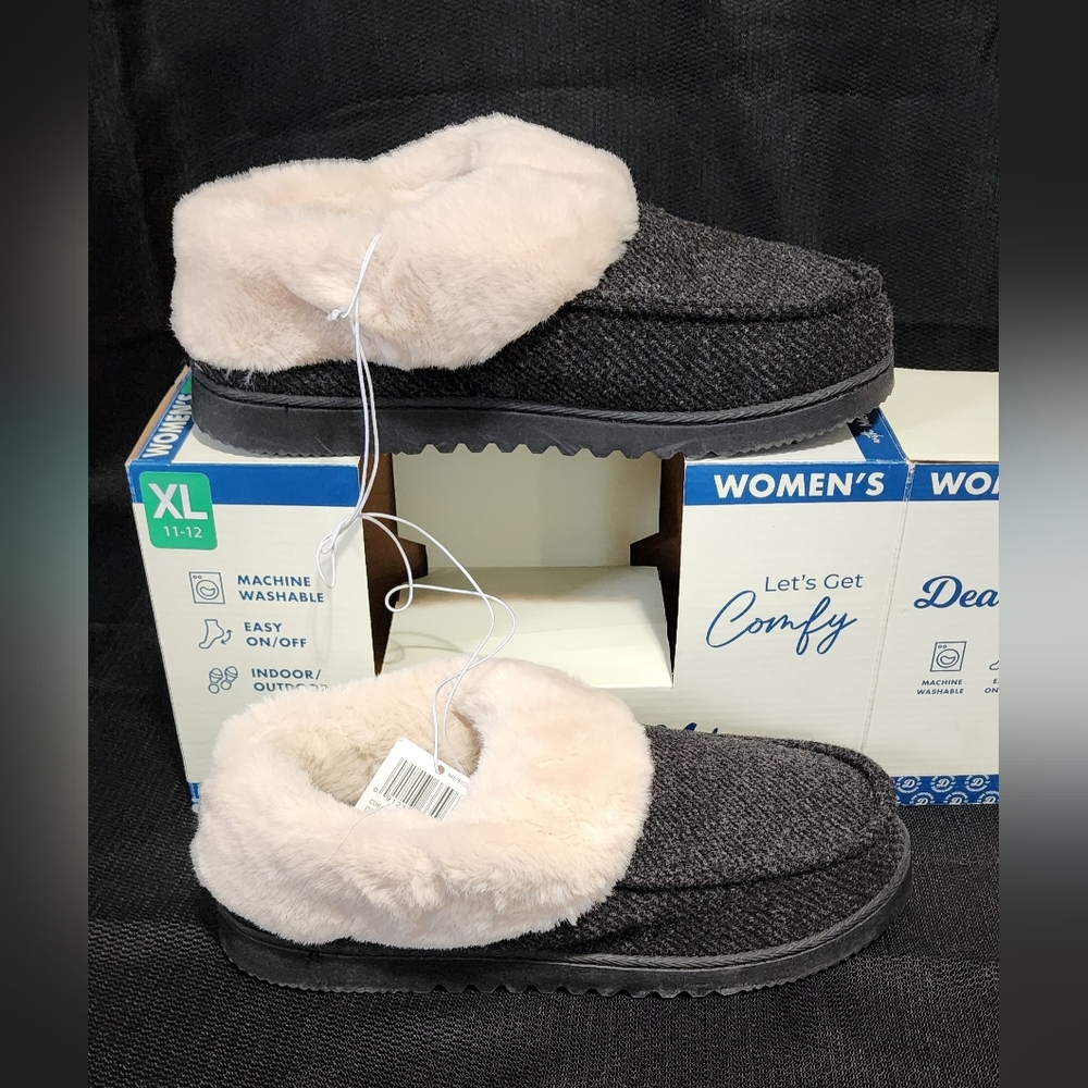 Dearfoams Total Comfort Slippers - Picture 1 of 5